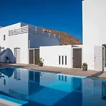 Petra Aqua (adults Only) 4* Perissa (Santorini)