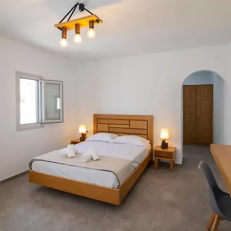 Petra Aqua (adults Only) Alojamento de Acomodação e Pequeno-almoço 4*