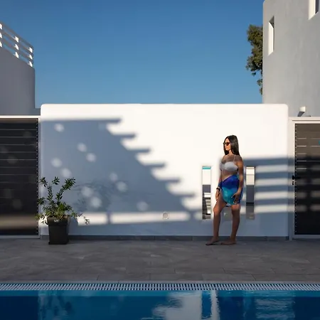 Petra Aqua (adults Only) Perísza