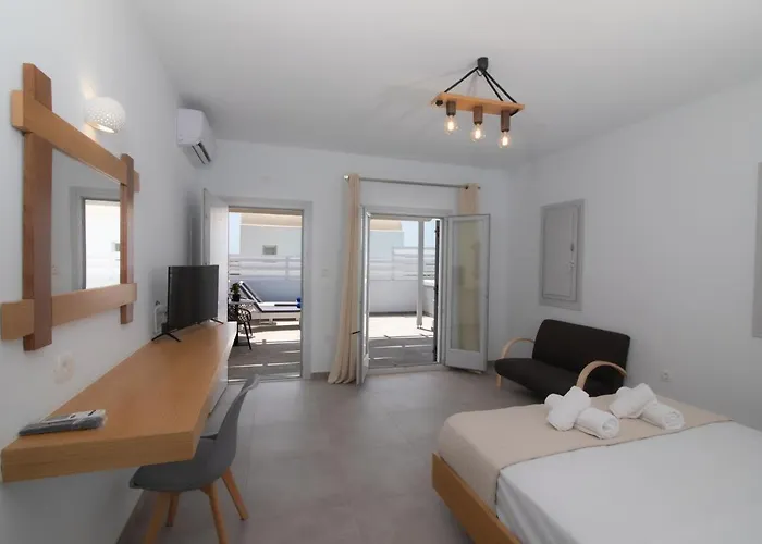 Petra Aqua (adults Only) 4* Perissa (Santorini)