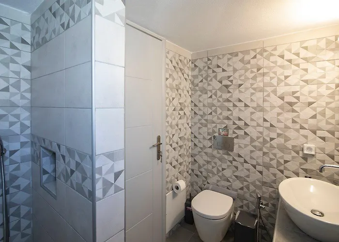 Petra Aqua (adults Only) 4* Perissa (Santorini)